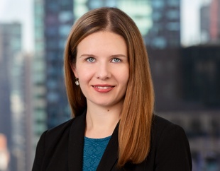 Photo of Elizabeth Bierut